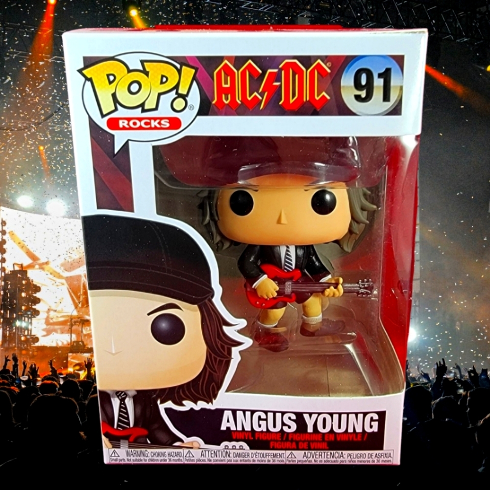 Angus young of acdc funko # 91 (nib)    with pop protector